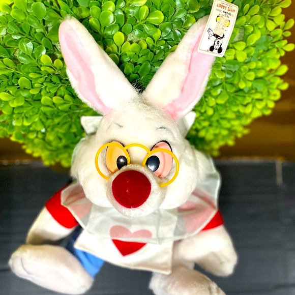 WALT DISNEY EXCLUSIVE NWT ALICE IN WONDERLAND VINTAGE WHITE RABBIT PLUSH 15” - Picture 5 of 16